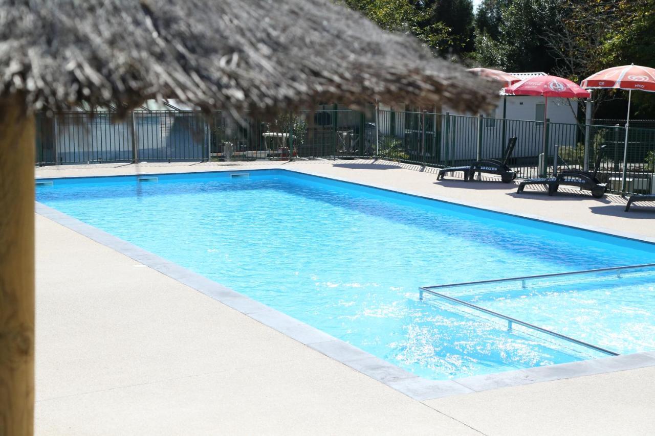 Camping Le Ruisseau Saint-André-de-Seignaux المظهر الخارجي الصورة