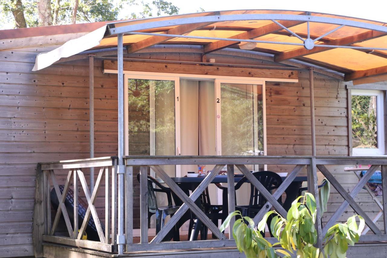 Camping Le Ruisseau Saint-André-de-Seignaux المظهر الخارجي الصورة